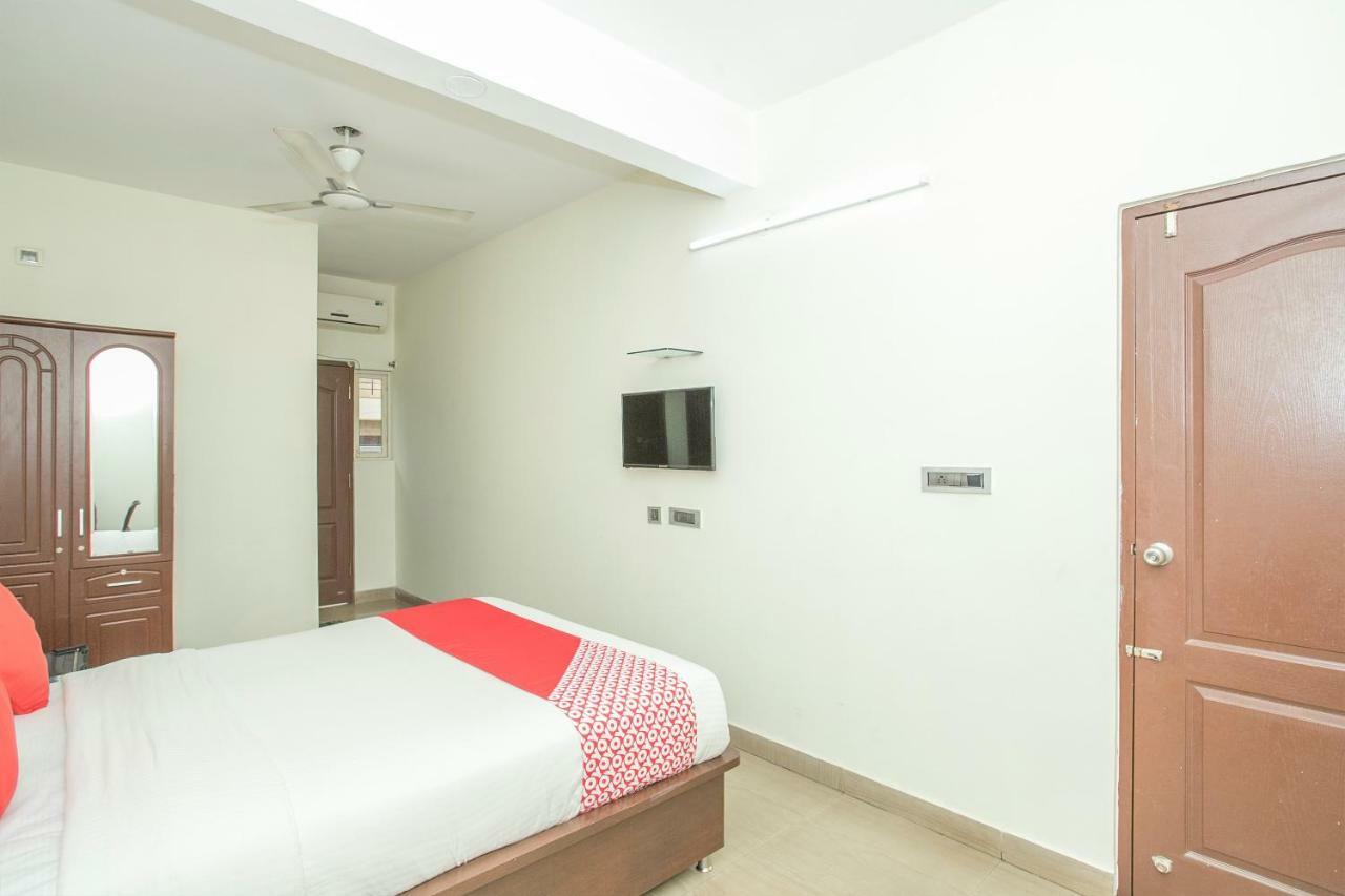 Oyo 13170 Victory Suites Bangalore Esterno foto